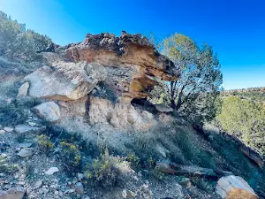 Withers Canyon/Dinosaur Footprints Trailhead