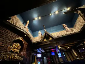 Fox & Hounds Pub and Restaurant
