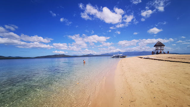 Starfish Sandbar Resort