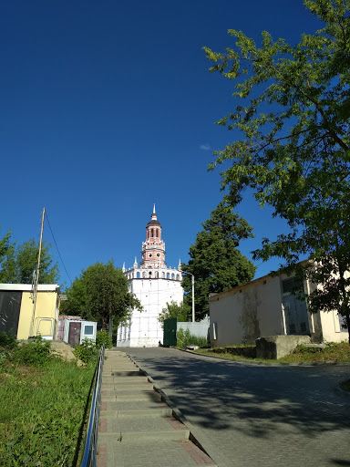 Utoch'ya Bashnya