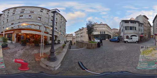 Petit Palace