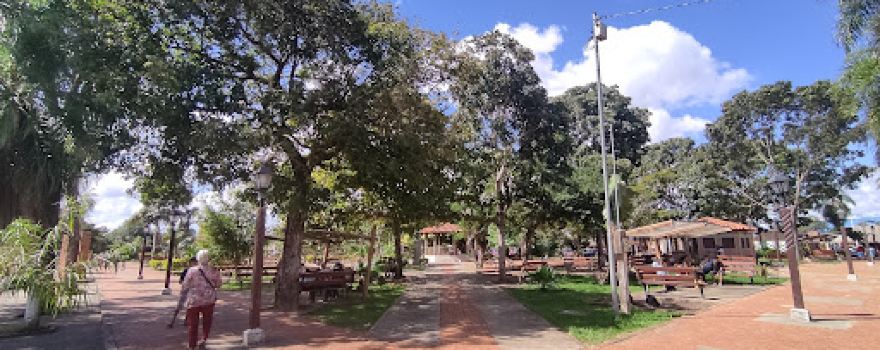 Plaza Principal de Buen Retiro