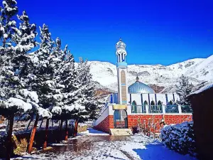 Khenj Big Mosque