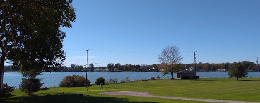 Harbor Hills Country Club