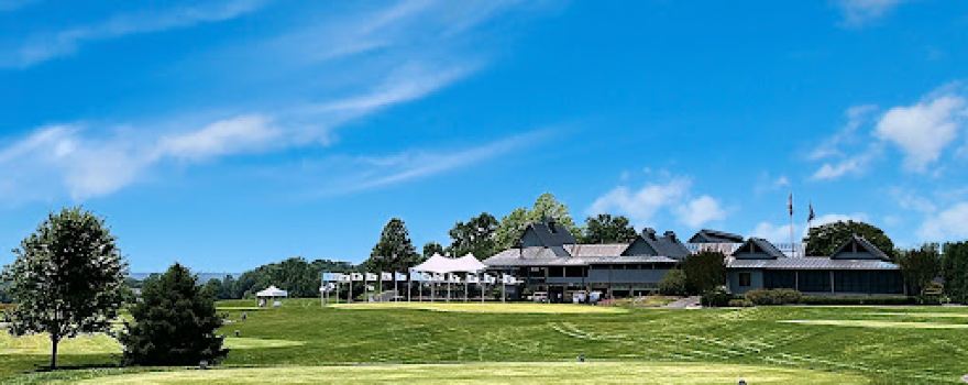 The Water's Edge Country Club