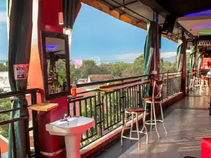 Africana Rooftop Bar & Restaurant