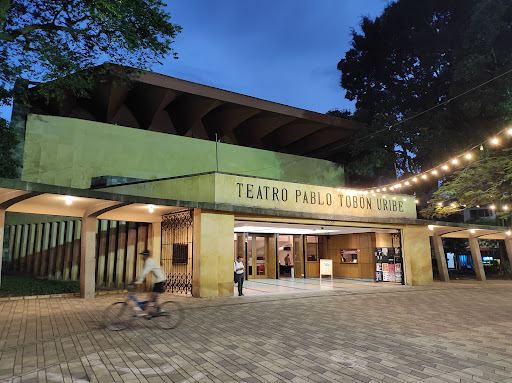 Teatro Pablo Tobón Uribe