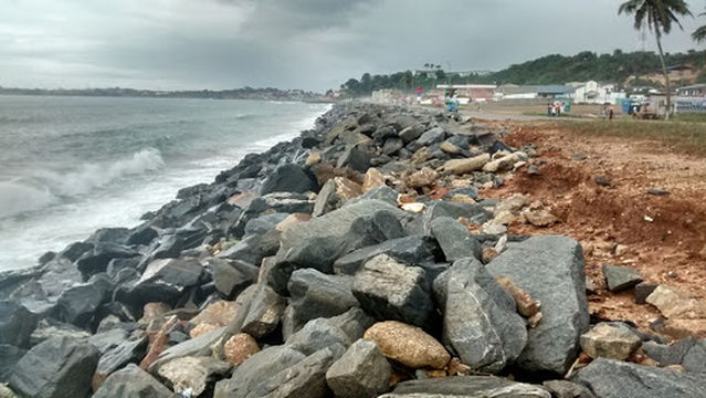 Sekondi Beach