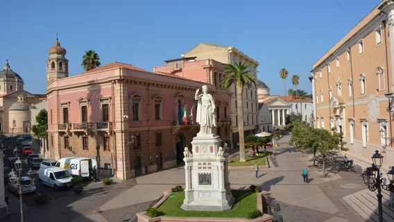 Statua di Eleonora D'Arborea