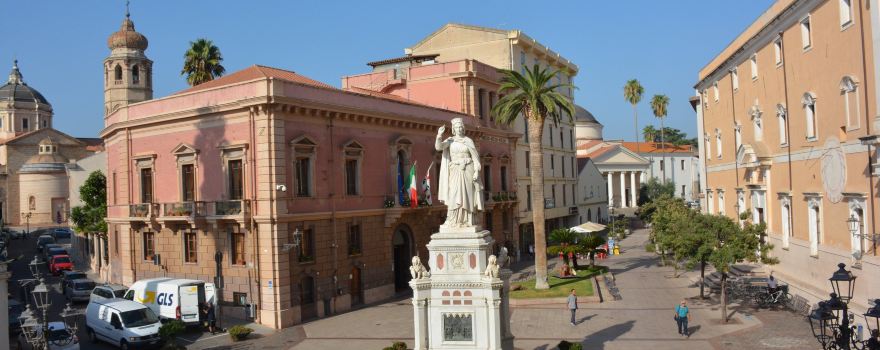 Statua di Eleonora D'Arborea