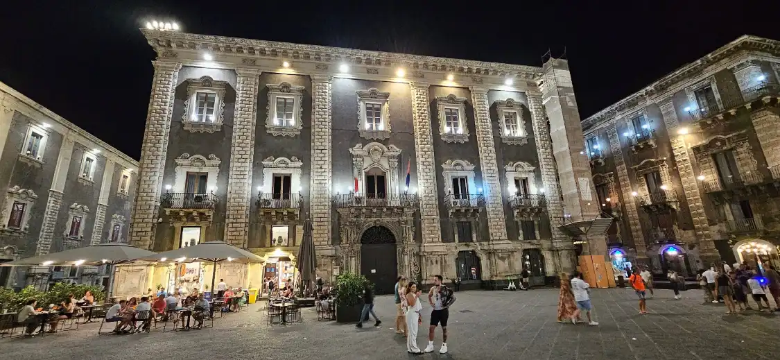 Hotels near Piazza del Duomo