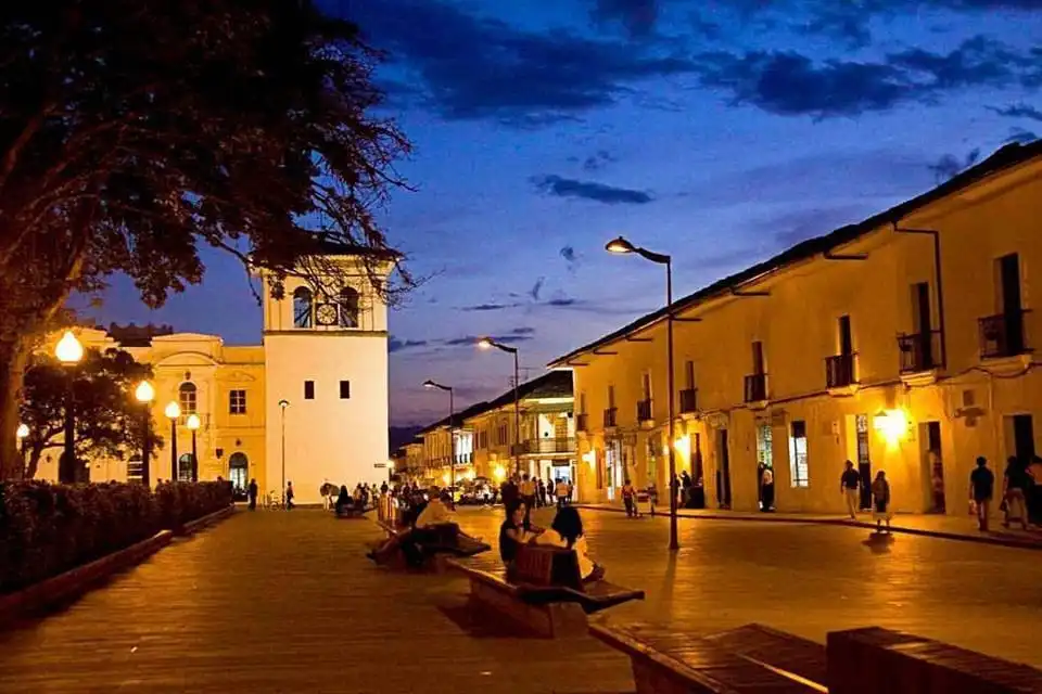 Hotels near Torre del Reloj