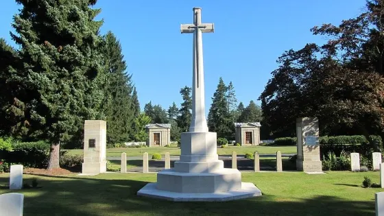 奧爾斯多夫公墓