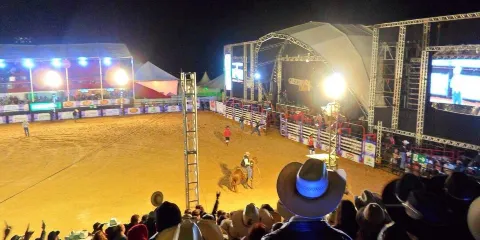 拉夫拉斯牛仔競技節