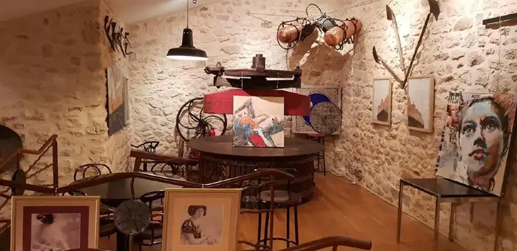 Hotel a Saint-Clement-De-Riviere
