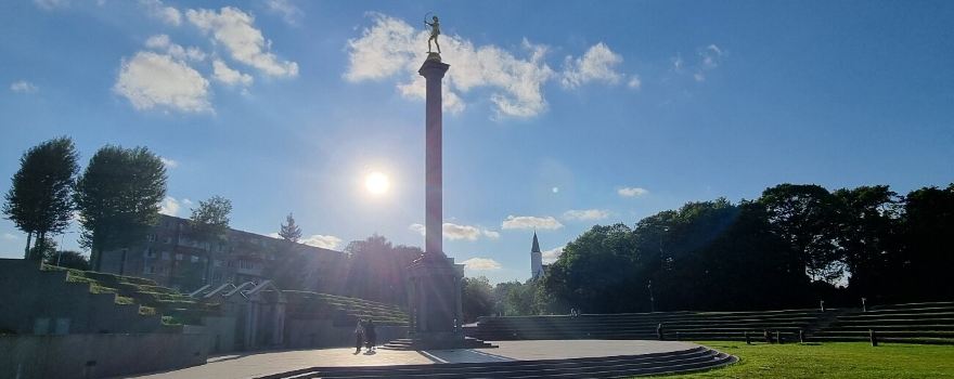 Sundial Square