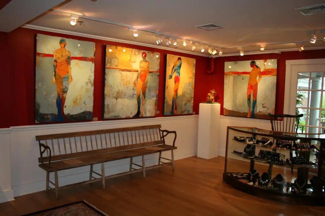 Eisenhauer Gallery附近的飯店