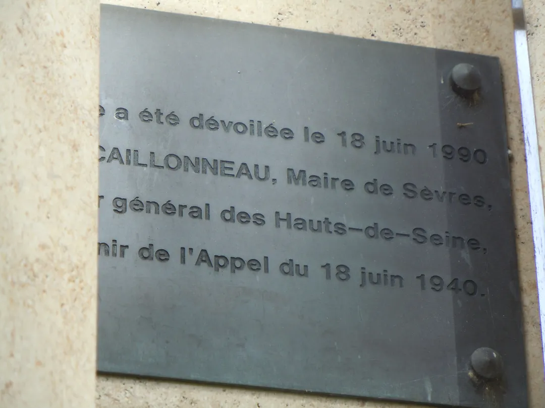 4_Buste du General de Gaulle
