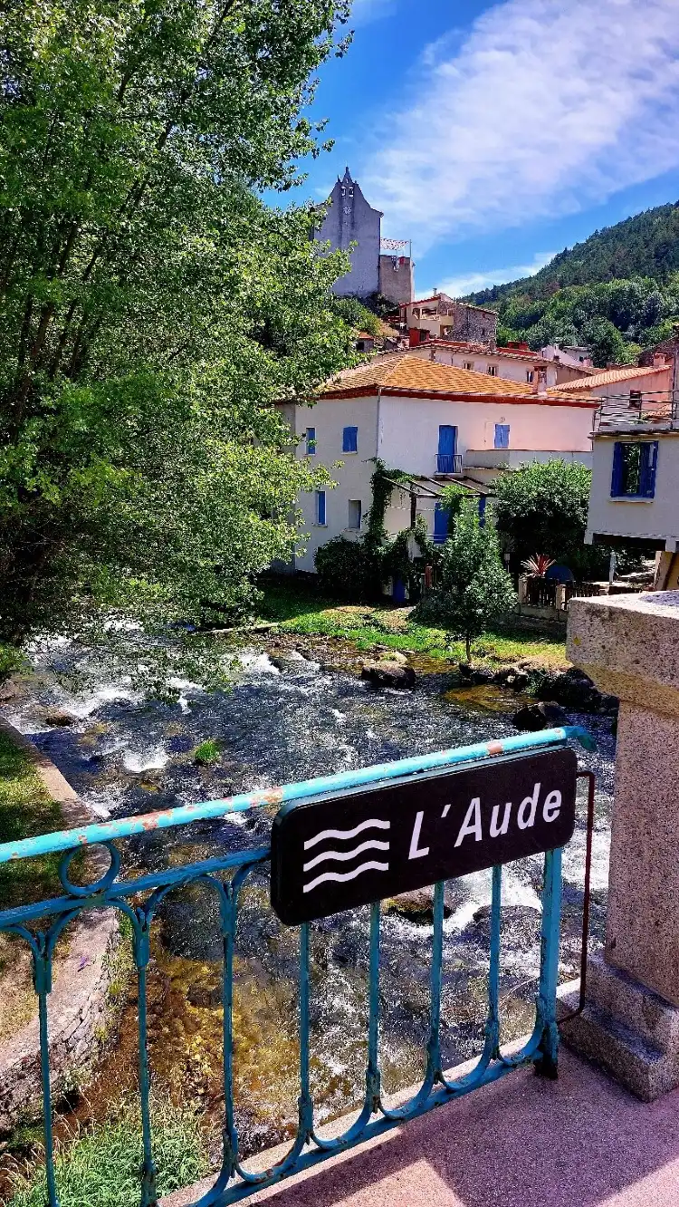 Hotels in Axat