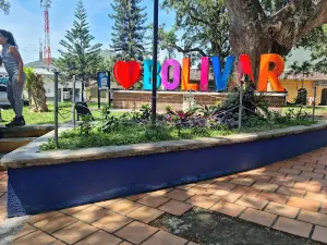 Bolívar, Valle del Cauca Main Park