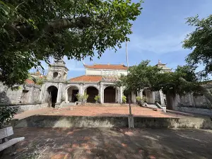 Dong Xam Temple