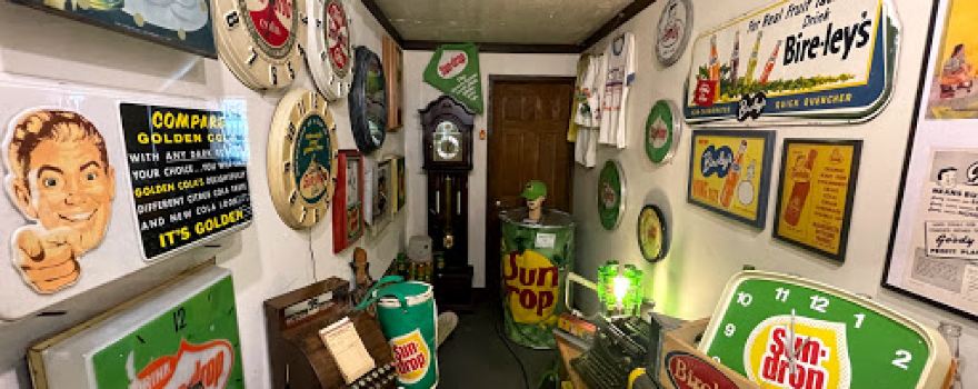 Twig's Museum and Gift Shop