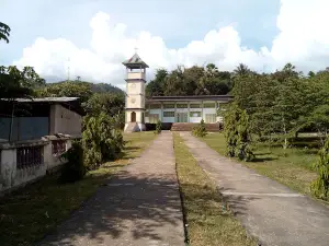 Gereja Katolik Paroki Waiklibang