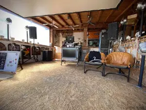 biker's Den