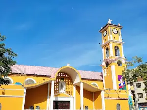 Plaza José Leonardo Chirinos