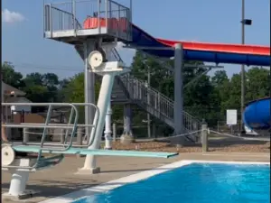 Chariton Swimming Pool