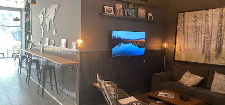 Home Cafe and Hub