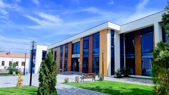 Akhaltsikhe Central Library