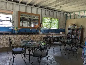 Dusty’s Clifton