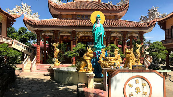 Long Phuoc Pagoda