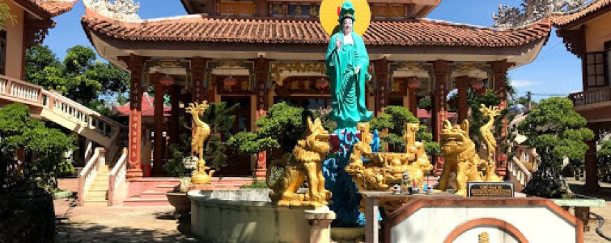 Long Phuoc Pagoda