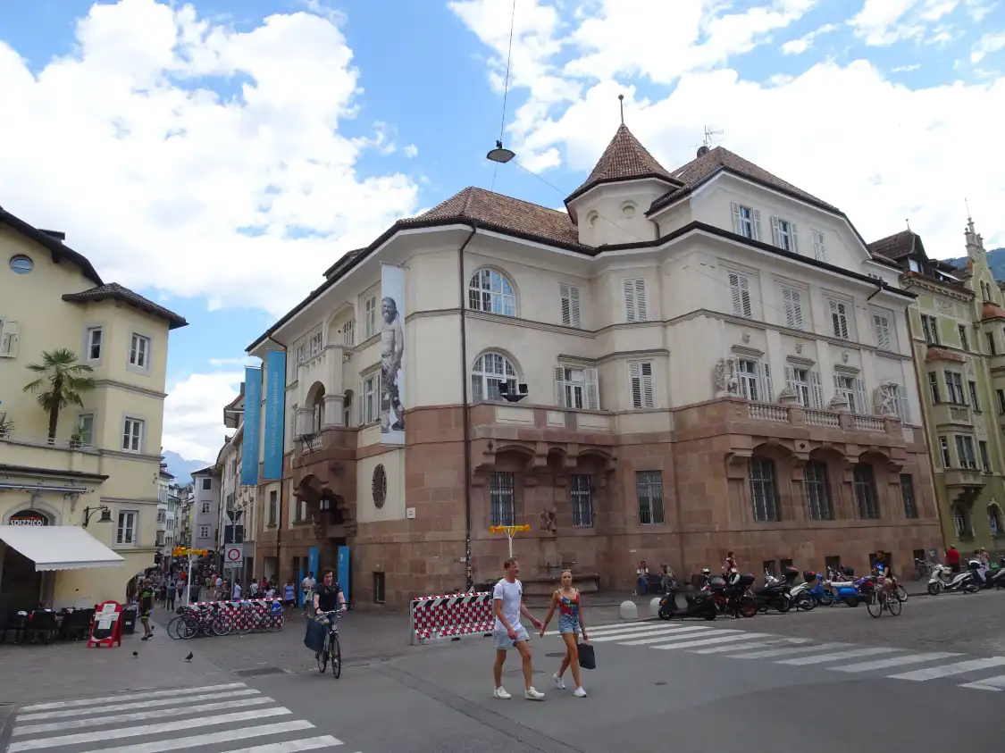 Hotels near South Tyrol Archeological Museum