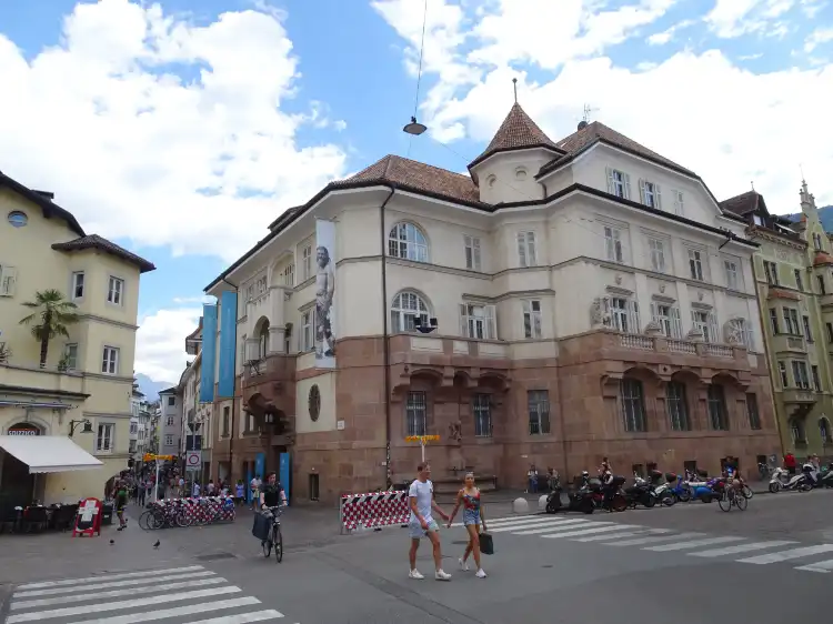 Hotels near South Tyrol Archeological Museum