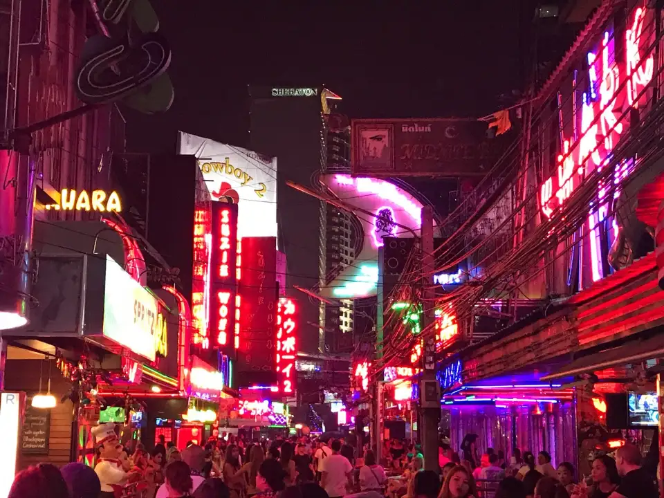 5_Soi Cowboy