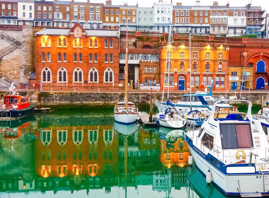 Hotels near Sailor's Church