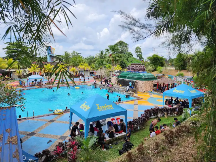 Hotels in Pinang Dalam River