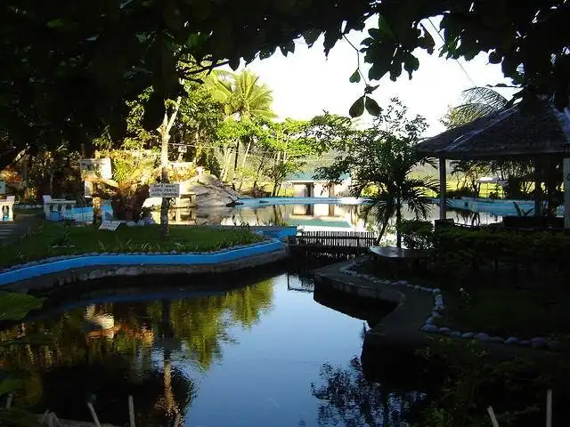 Hotels in Cantilan
