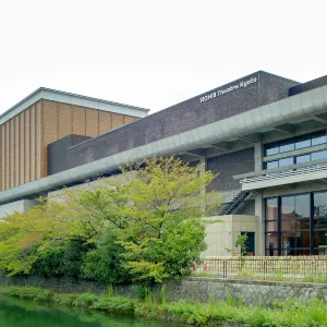 ロームシアター京都 (京都会館)