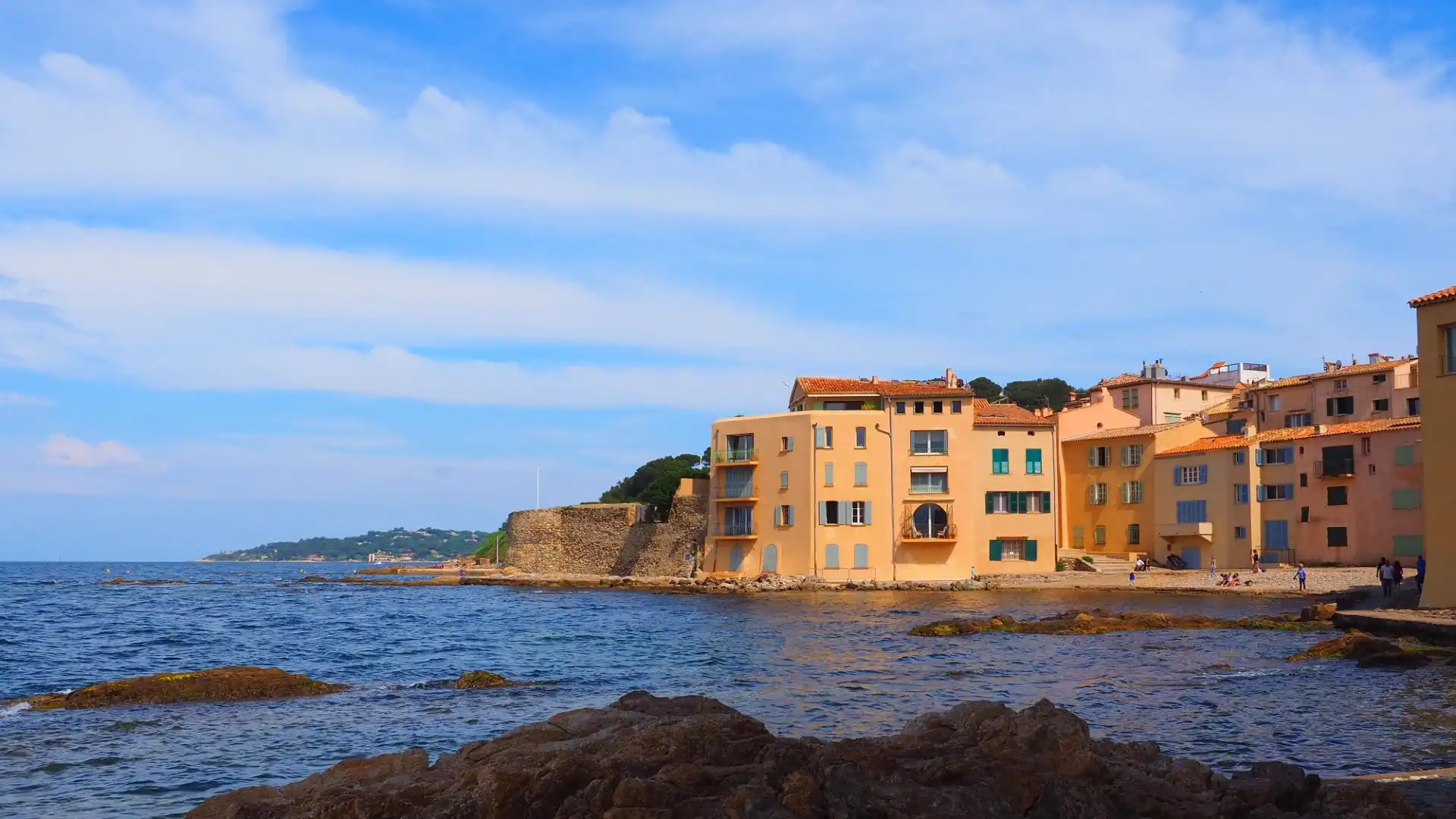 Hotels near La Ponche Beach
