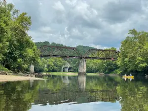 Canoe the Caney