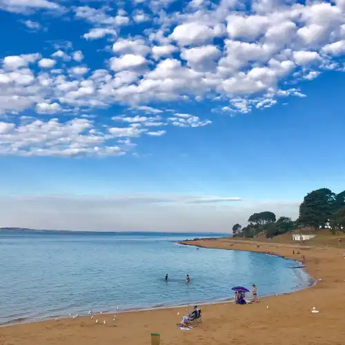 Cowes Beach
