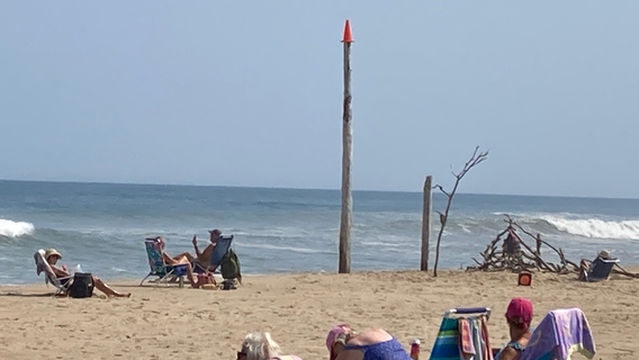 Newcomb Hollow Beach