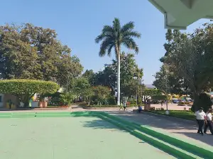 Parque Central Del Triunfo