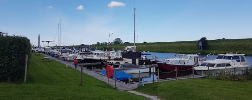 Strandje Garnwerd aan Zee