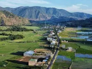 Lapangan Desa Tangga