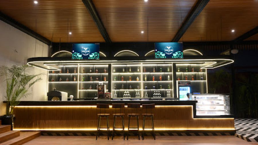 Vint Club - Restaurant | Cafe | Dining